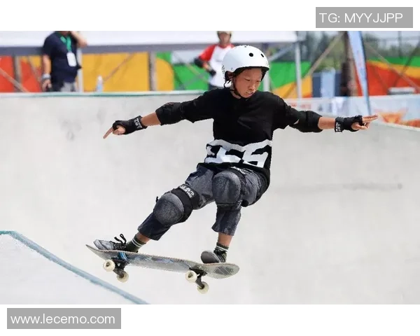 北京极限运动队在滑板精英赛中以83分稳居积分榜首位